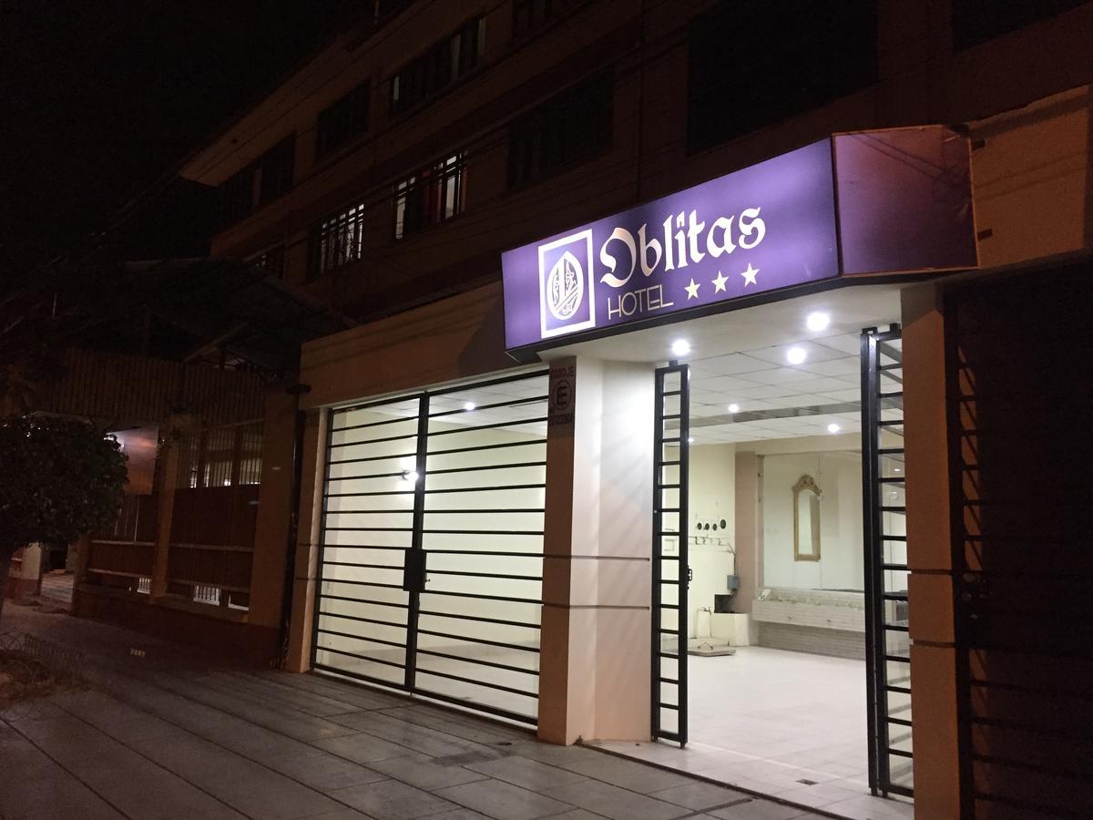 Hotel Oblitas Кочабамба Екстериор снимка